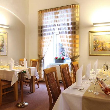Hotel Trinity Alamóc Kültér fotó