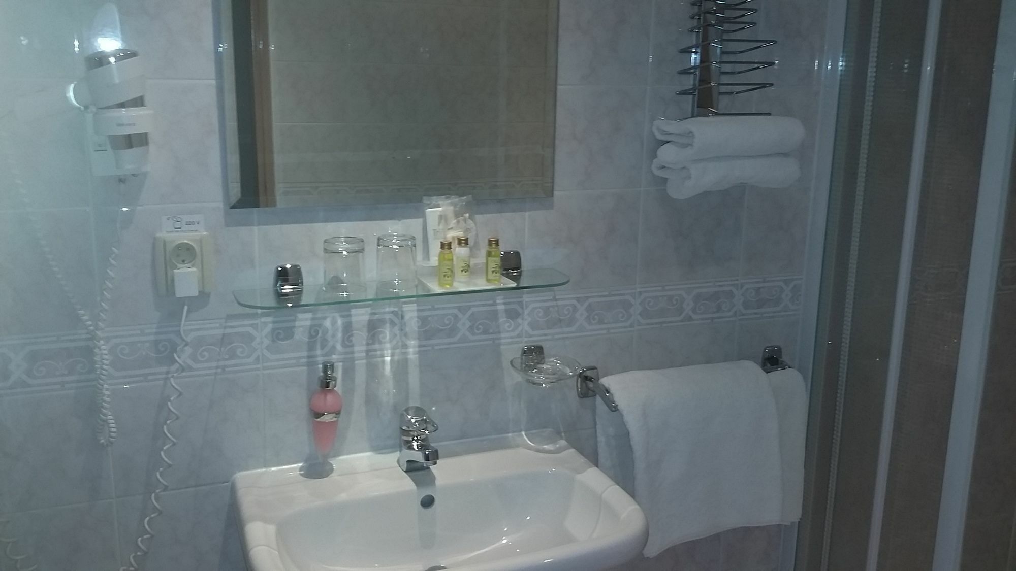Hotel Trinity Alamóc Kültér fotó