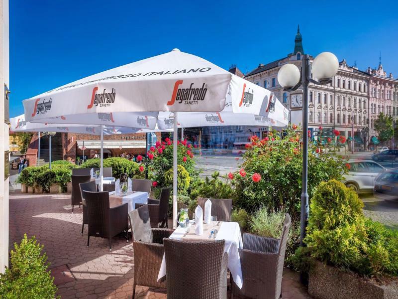 Hotel Trinity Alamóc Kültér fotó